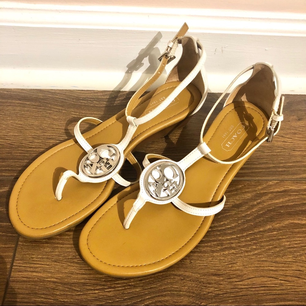 COACH‼️Sandals 👡 (Taking Offers!)